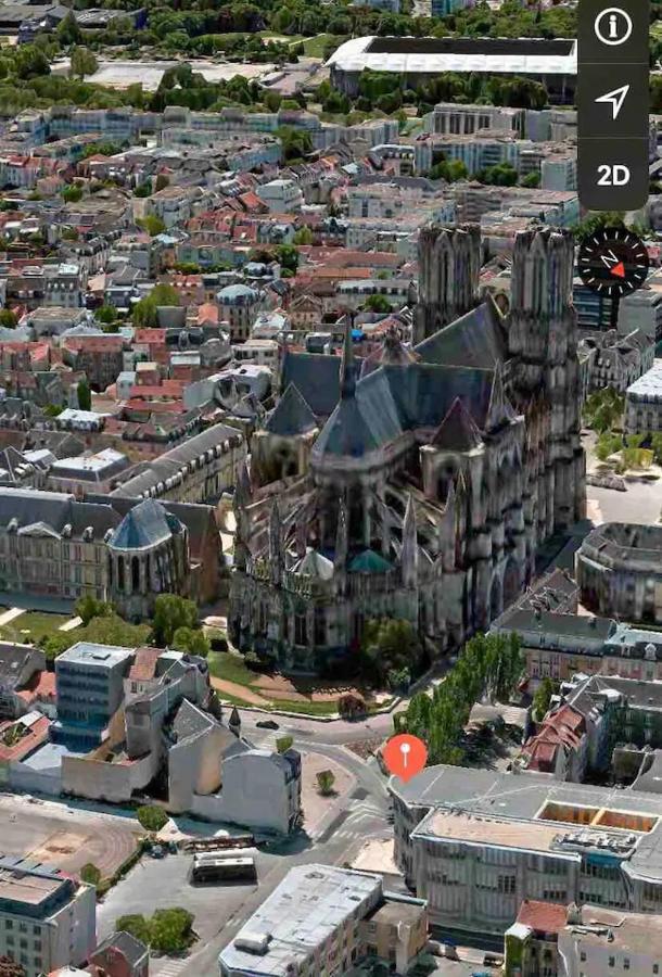 Loft Des Sacres - Vue Unique Sur La Cathedrale Lägenhet Reims Exteriör bild